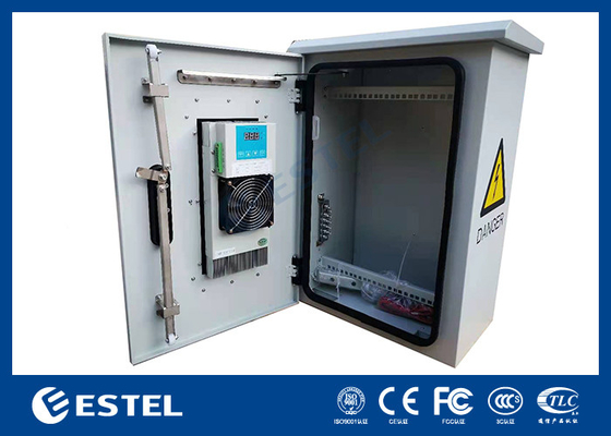 Armário de Telecomunicações Exterior Montado em Palo de Parede Com TEC Cooler 19inch Rack 7U Espaço do Usuário