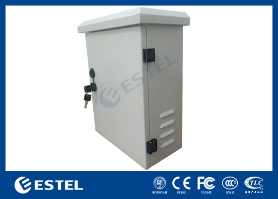 Revestimento personalizado para montar postes com peças de instalação SS304 para aplicações ao ar livre