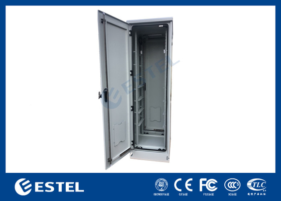 ET6585217-EQ Revestimento de telecomunicações ao ar livre com uma porta da frente e uma porta traseira IP65